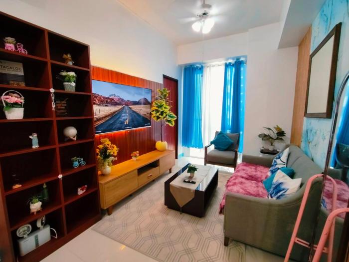 AIZA CONDOSTAYCATION ONE PACIFIC RESIDENCE tb10g