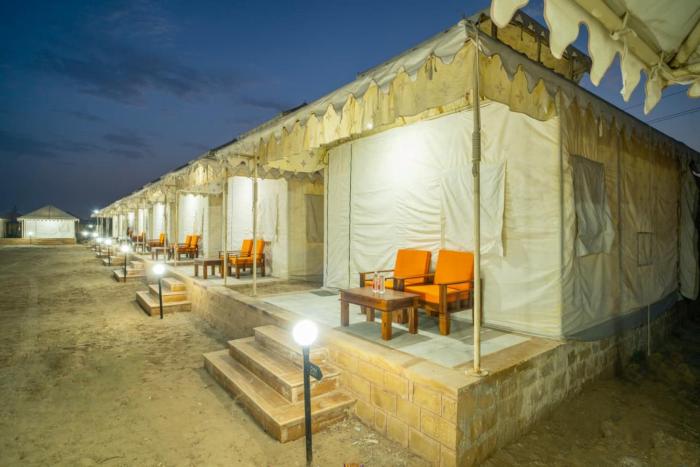 DUSK N DUNES - Thar Desert Camp
