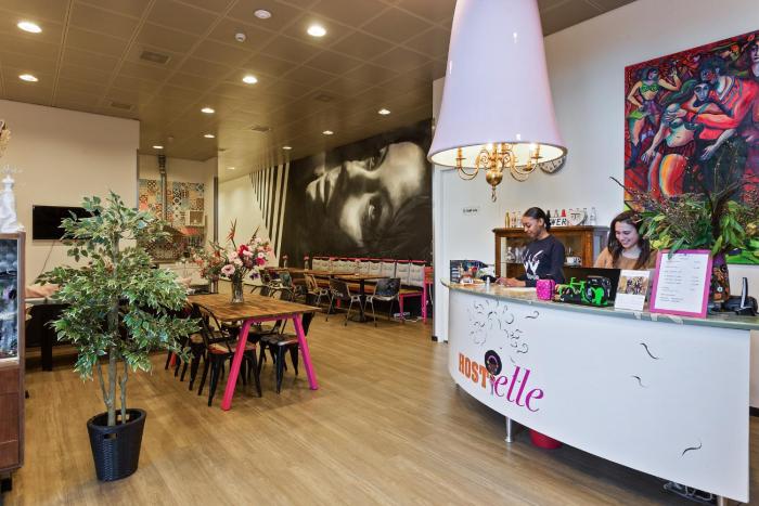 Hostelle - women only hostel Amsterdam