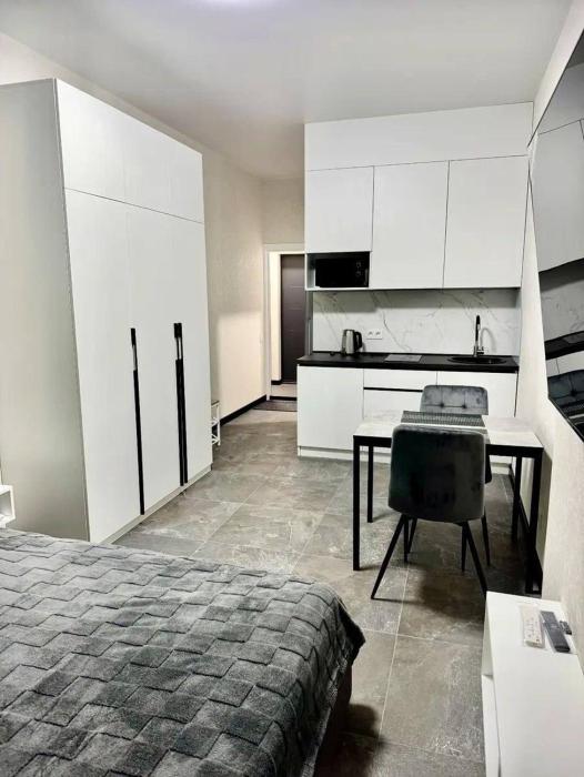 29-355-2 Manhattan, Beresteiskyi 11, Kyiv, Politekh metro nearby, fantastic city view, Petrovdom Apartment