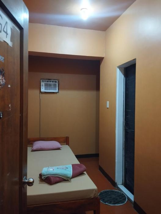 Single Bed Room