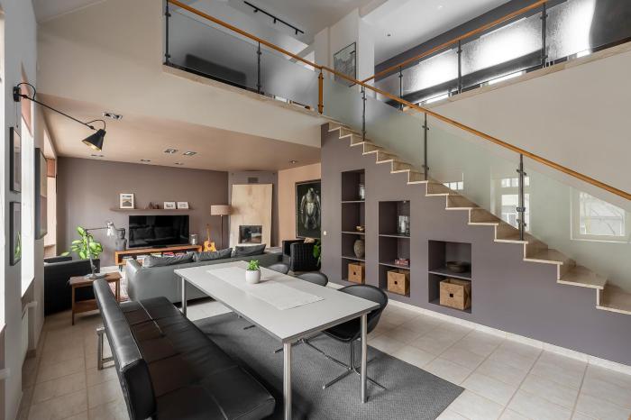 Spacious 2-story apt. w terrace - 280 m2