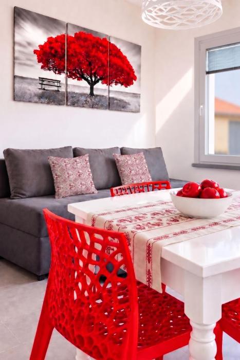 Private RED Apartment at Palma de Sols No Shared Living Spaces