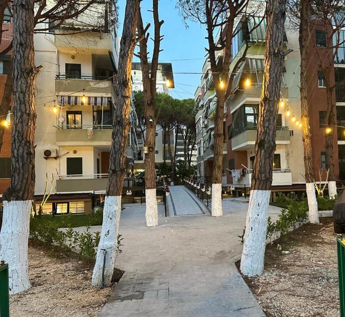Aral Apartments