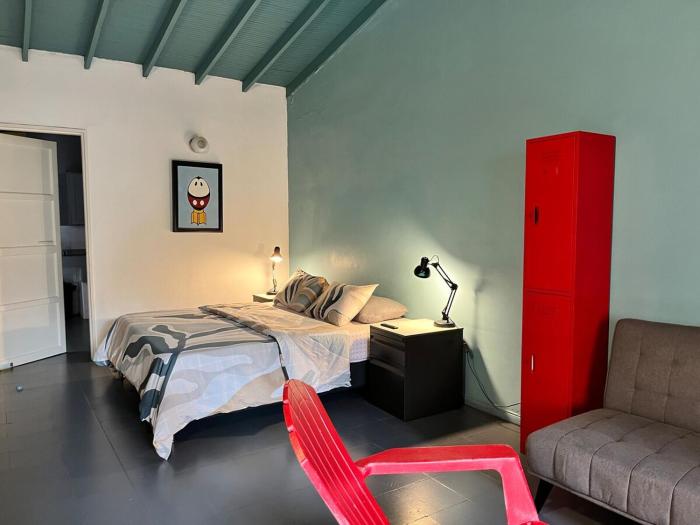 Laureles Central Loft with balcony