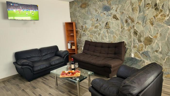 House with prof garden and bar - 3 bedrooms