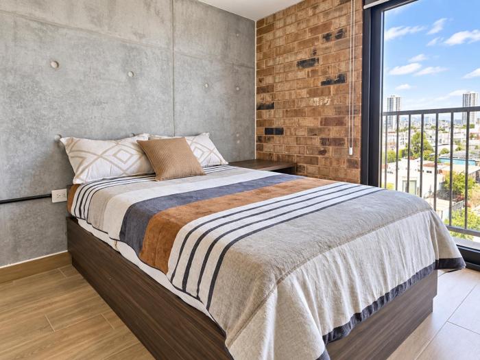 BarrioW 1 Bedroom Apartment, Sofa Bed, Pool & View