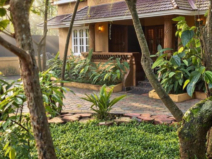 Kabani luxe Private Pool Villa in Wayanad