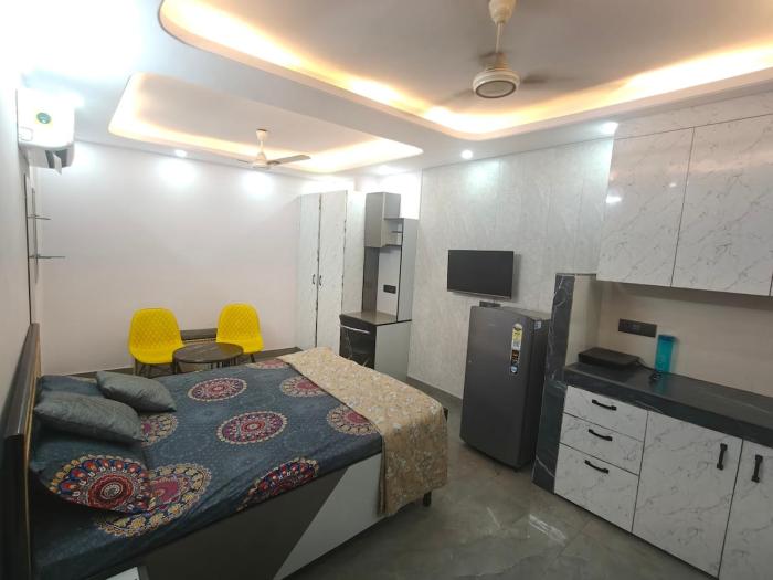 Shri Hari House