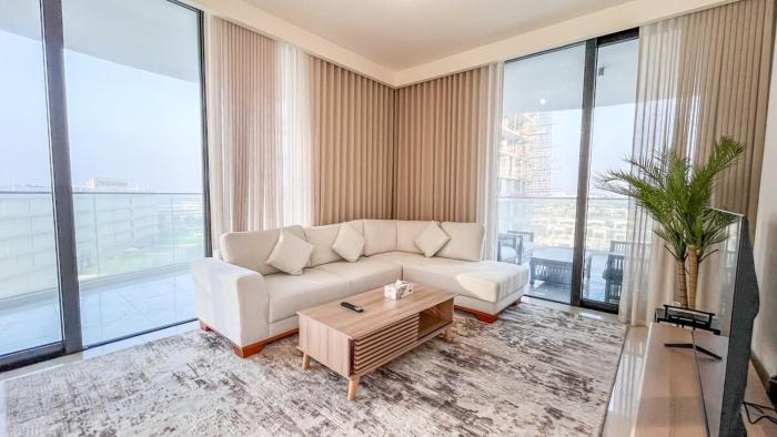 Bay Bliss Stylish 1BR in RAK