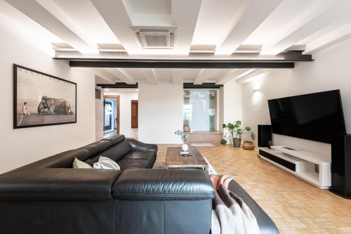 DOT 3BDR Apartment with Parking & AC by EasyBNB Premium