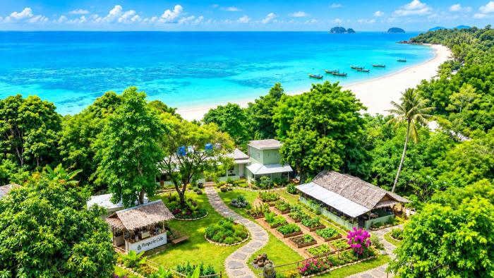 Le Panpurie Koh Lanta Resort - Boutique Resort 2 Minutes walk to the beach