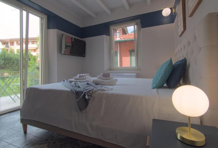 Lake Como 2 min - Modern Suites at 1 min to Station - Wifi, AC