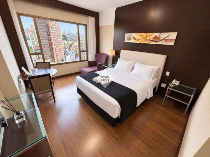 Flat no Mercure Lourdes - Próximo Savassi