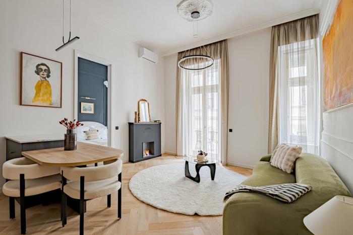 Downtown Chic Elegant Budapest Gem
