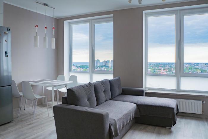 Sea horizon from the window!amenities!