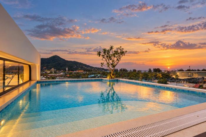 Kamala Beach View 1 BdR Roof Pool 500 mbps WiFi