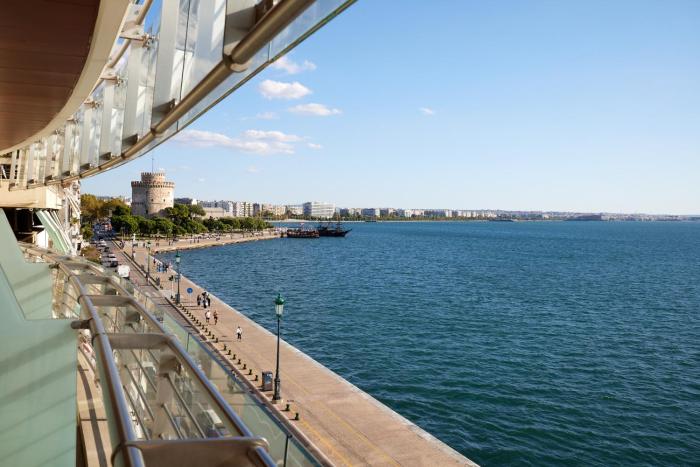 Daios Luxury Living