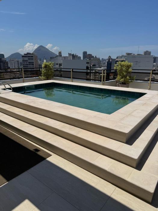 Leblon Inn Amazing Flat com Piscina, Sauna, Academia, Arrumação diária e Garagem