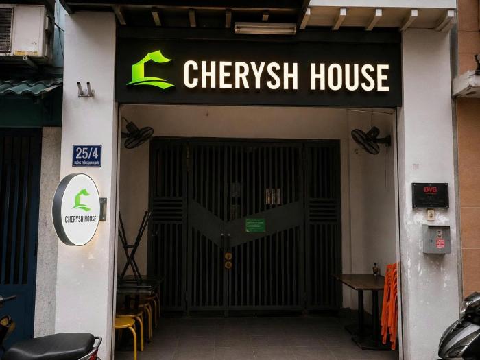 Cherysh House TTT