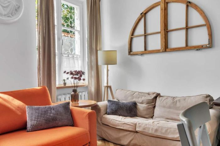 The Royal Goat 3BR Apartment Old Town