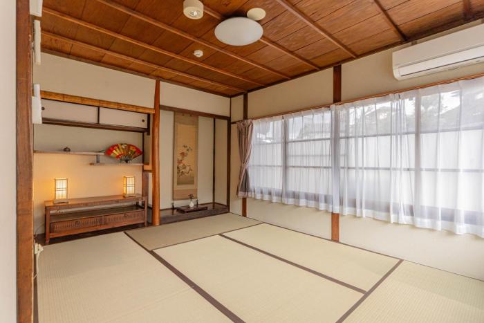 The Most Traditional And Unique Area Of Kyoto!