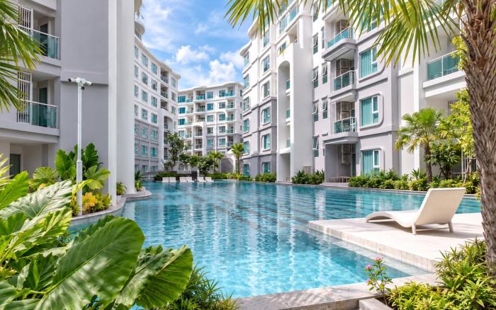 Title Serenity 3-Bedroom Suite with Balcony by TVC SRB5708