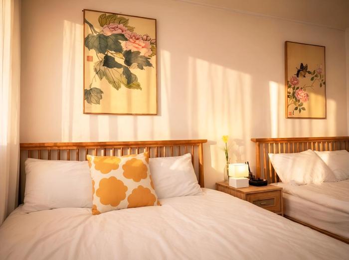 6 minutes by subway from central Seoul, 3-room private house, close to Namsan, Myeongdong, Dongdaemun, Apgujeong, and Seongsu