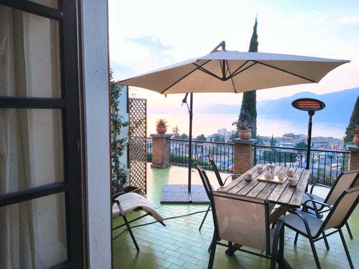 Villa Maria Lake View,7 minuti a piedi dal centro, parcheggio privato