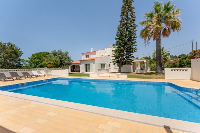Villa Ursa by Algarve Holidays