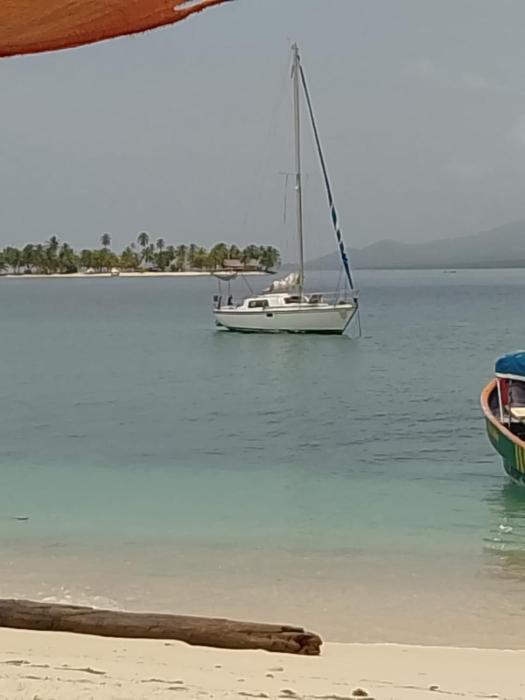 Velero Akan tours