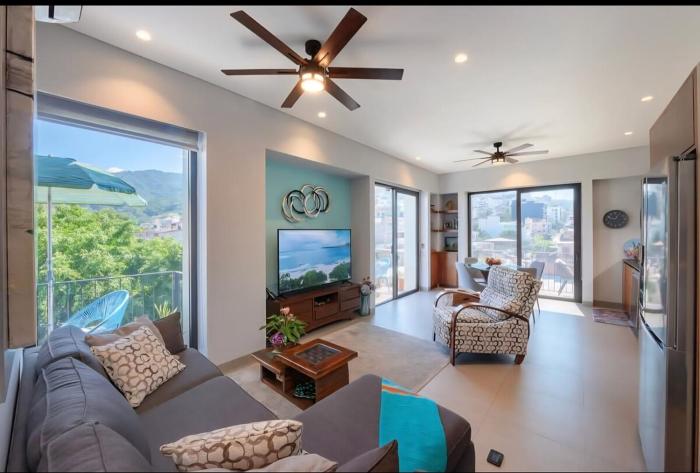 Spacious 2BR Condo - Minutes to Beach and Malecón
