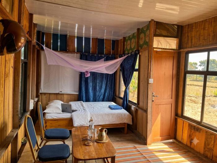 Rusty Wooden Cabin in Matema