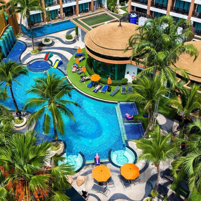 Beach Heights Kata resort