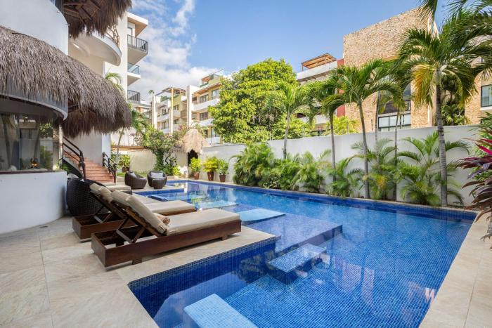 Zazil Ha Playa del Carmen -9 bedrooms for 20 guests