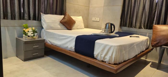Forever Hotel