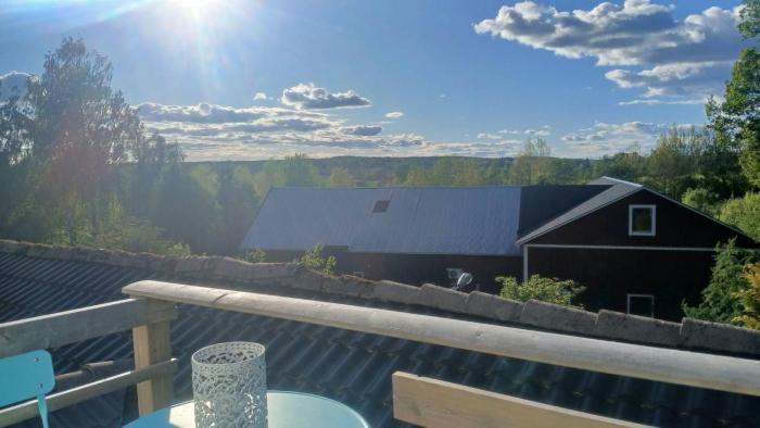 Charming Countryside Apartment Near Koping - Pet Friendly