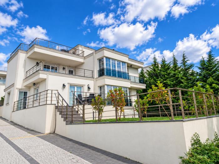 Nora Marmara Luxury Villas in Istanbul