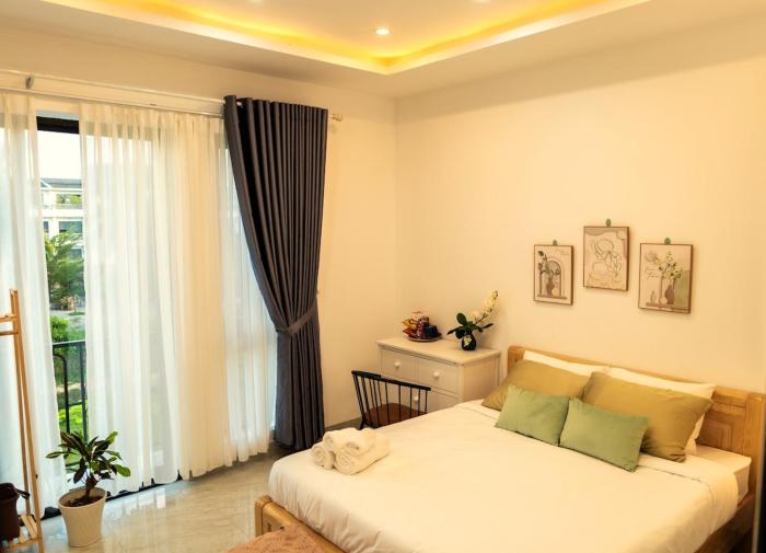 Vanessas Cozy TownHouse Hue - Scandi 3BR with Balcony & Free Car Parking