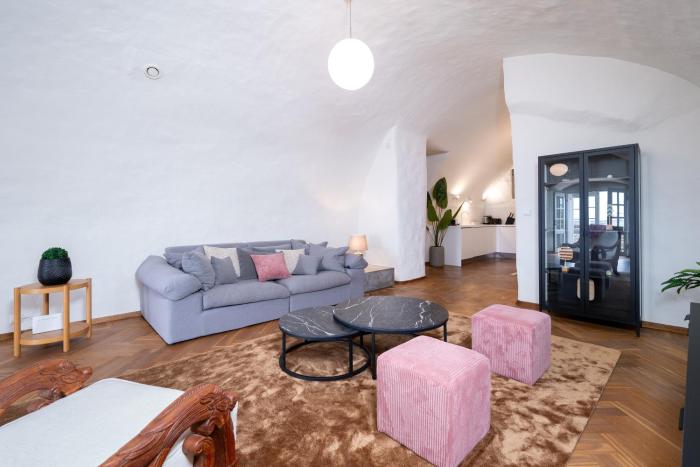 Best View to the Old Town Tallinn, 2BR, 2-bath