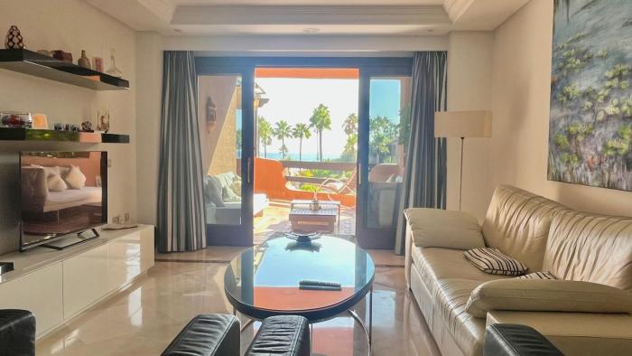 Beach front apartment Mar Azul