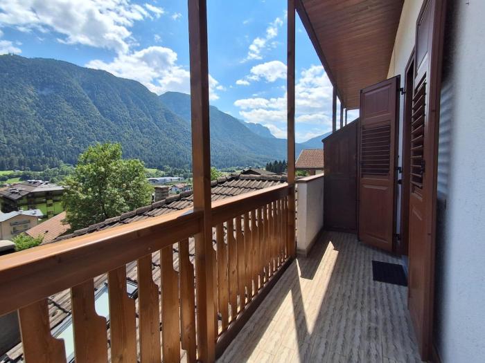 Casa a Malè con vista sulla valle