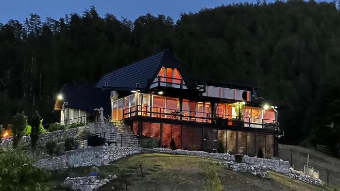 Tara Lago - Private Spa Retreat