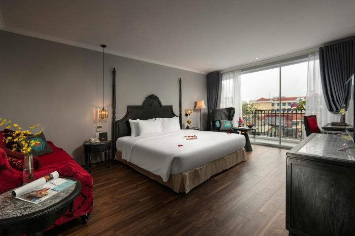 Central Hotel