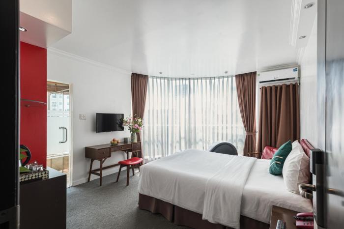 Dinh Hotel