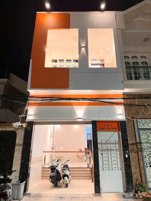 Homestay view hồ Phan Chu Trinh Bãi Sau
