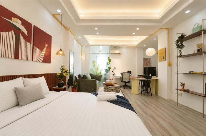 Spacious Olive Studio in District 1 near Tan Dinh Pink Church
