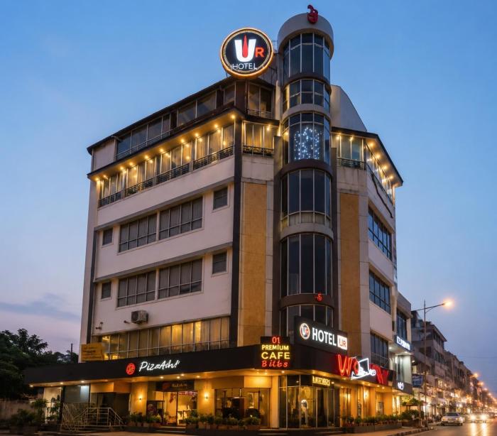 HOTEL UR - Nearby Prayagraj Junction and High Court