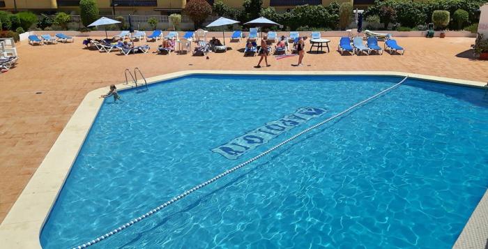 mucahome2 - piscina - playa a 200m