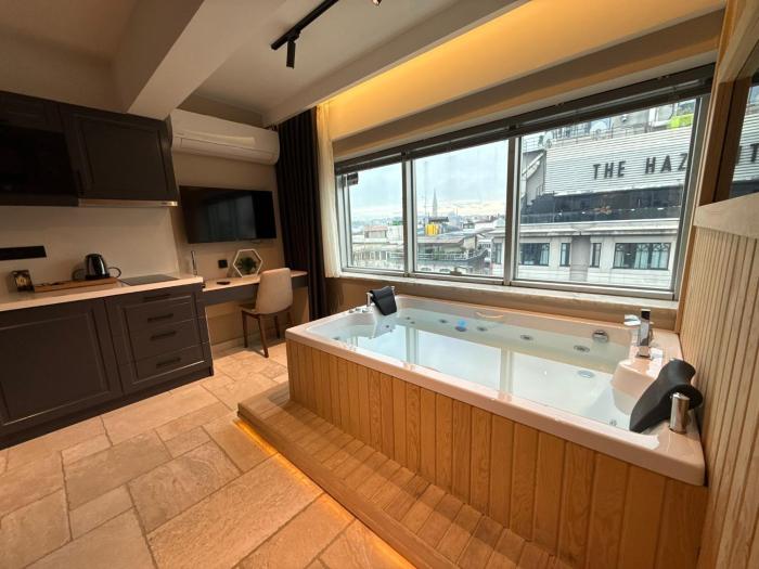 Nobel Suites